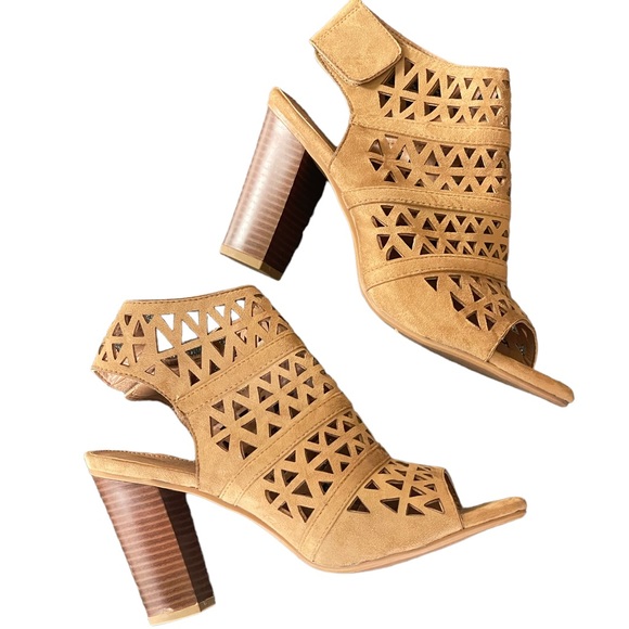 Nature Breeze Tan Suede Booties Sz 10 Laser Cutout Designs Open Toe 4 1/2” - Picture 2 of 12